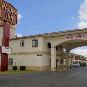 Motel Palace - I-10 2*